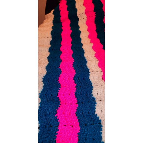 Crochet Striped Baby Blanket gPink/Blue/White With Tassels NEW 45X38 - Picture 6 of 10